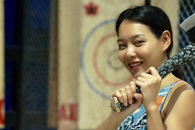 1 Hour Axe Throwing Experience - Booking and Policies
