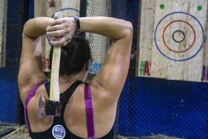 1 Hour Axe Throwing Experience - Whats Included