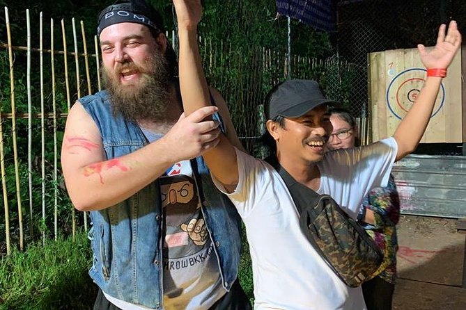 1 Hour Axe Throwing Experience - Sum Up
