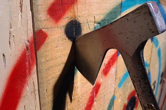 1 Hour Axe Throwing in West Covina - Key Points