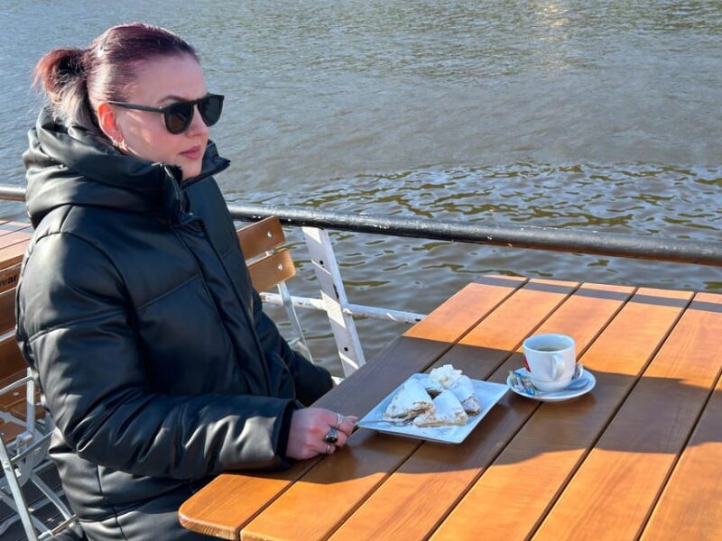 1 Hour Boat Cruise With Fragrant Coffee and Homemade Strudel - Sightseeing Cruise on Historic Vessel