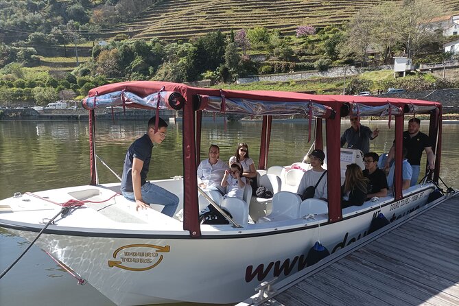 1-Hour Boat Trip Along the Douro River in Pinhão - Getting There