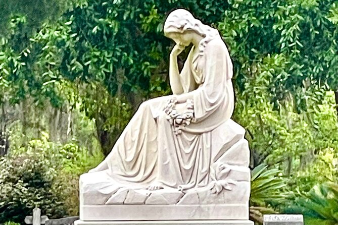 1-Hour Bonaventure Cemetery Golf Cart Guided Tour in Savannah - Suitability for All Ages and Families