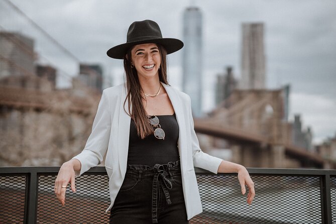 1-Hour Brooklyn Bridge Cinematic Photo Walk - Flexible Start Times and Group Size