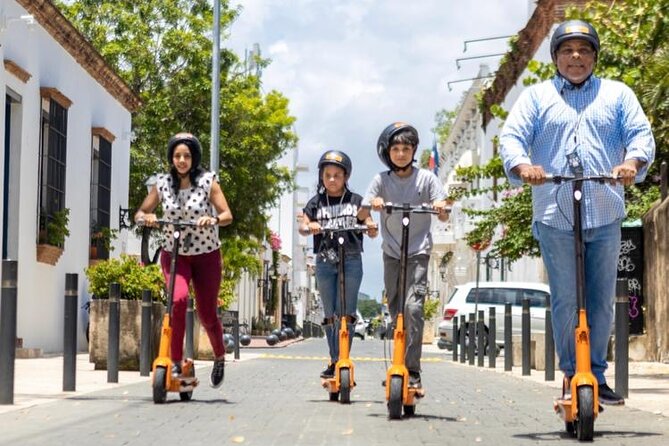 1-Hour Colonial Historical Segway Tour in Santo Domingo - Included Offerings