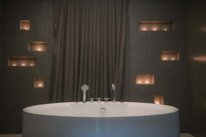 1 Hour Deep Tissue Thai Massage With Balm - Free Transportation - Exceptional Reviews
