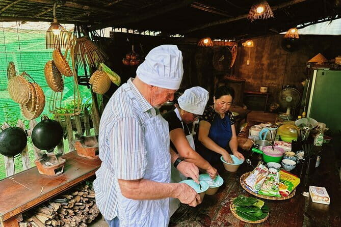 1 hour Egg Coffee Cooking Class with Snack and Local Instructor - FAQ