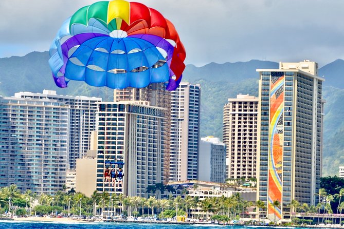 1-Hour Guided Hawaiian Parasailing in Waikiki - Parasailing Experience