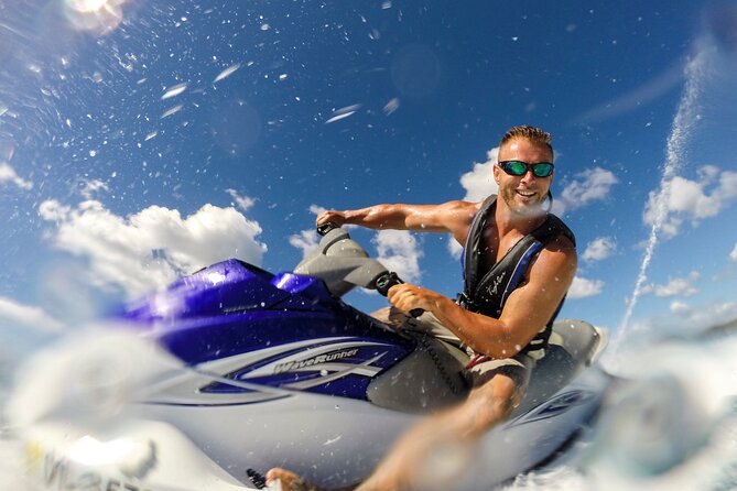 1-Hour Guided Jet Ski Tour in St. Thomas From Frenchmans Reef - Thrilling Jet Ski Adventure