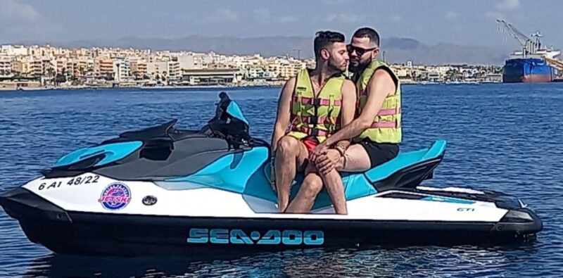 1 Hour Jet Ski Excursion. - Key Points