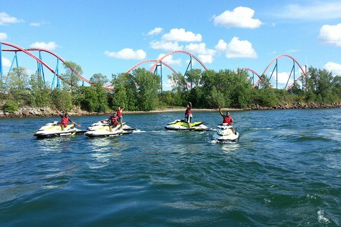 1-Hour Jet Ski Guided Tour  Explore Montreal Waterways in Style! - Discovering Montreal’s Waterways — An Exciting Perspective