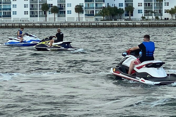 1-Hour Jet Ski Rental in Fort Lauderdale/Hollywood Florida - Participant Requirements