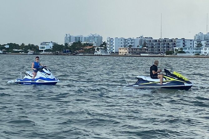 1-Hour Jet Ski Rental With Pontoon Ride - Activity Overview