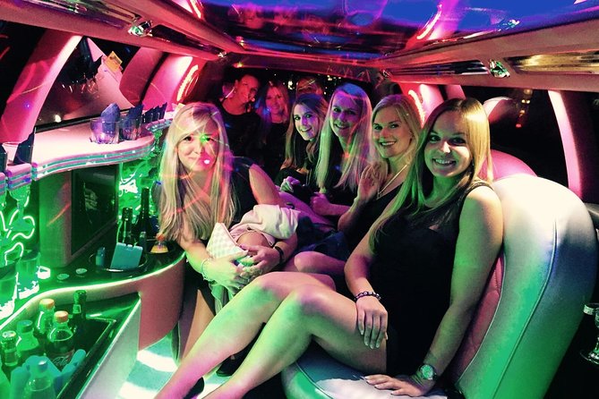 1 Hour Limousine Sightseeing Ride in Cologne - Pickup and Destination