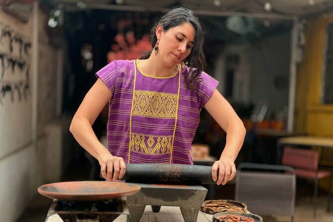 1 Hour Oaxacan Chocolate Making Class with Mole-making and Drinks - Analyzing Value and Experience