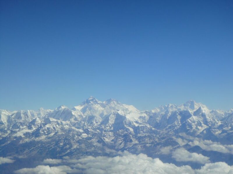 1 Hour Panoramic Flight Around Mt. Everest - Key Points
