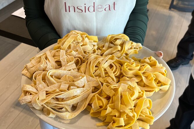 1 Hour Pasta Making Class in Rome - Meeting and Pickup Details