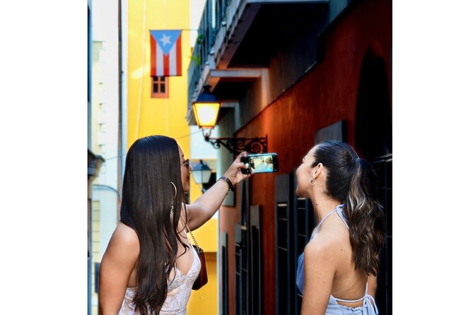 1-Hour Photoshoot in Colorful Old San Juan, Puerto Rico - Preserving Memories Through Photos