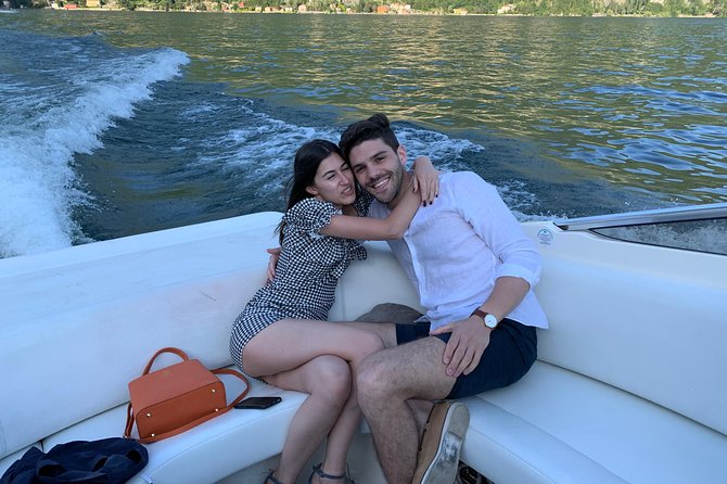 1 Hour Private Boat Tour on Lake Como: Villas and More - Boat Features and Amenities