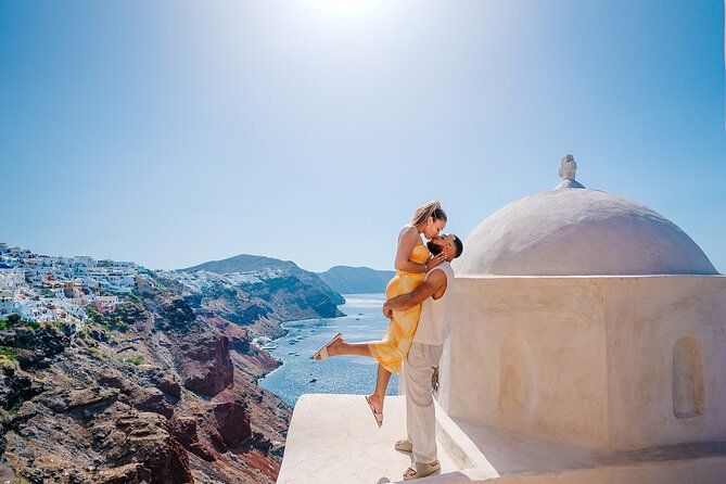 1 Hour Private Couple Photoshoot in Santorini - Key Points
