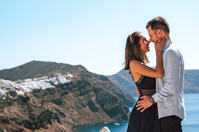 1 Hour Private Couple Photoshoot in Santorini - Pricing and Cancellation Policy