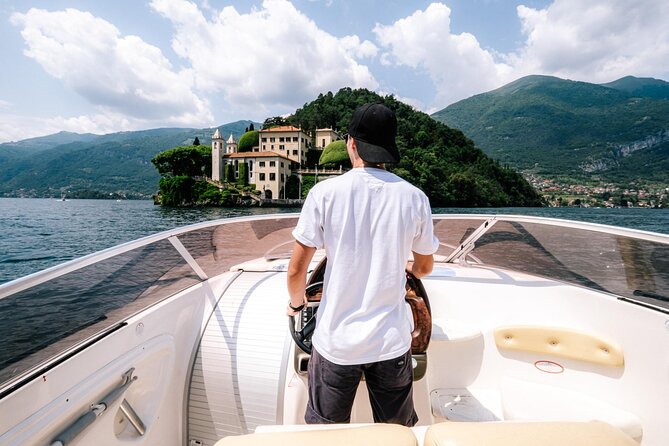 1 Hour Private Cruise on Lake Como Motoscafo Cranchi - Boat and Amenities