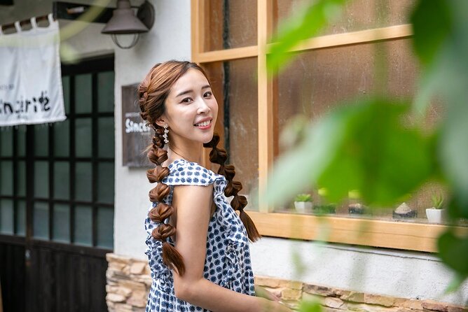 1 Hour Private Photoshoot in Hakata - Accessibility and Transportation
