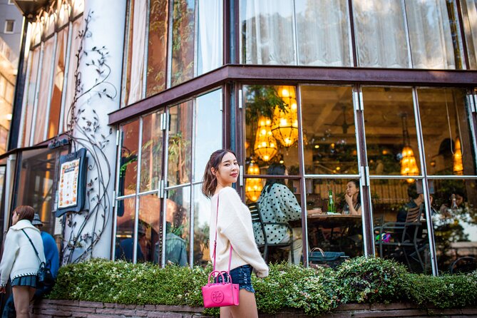 1 Hour Private Photoshoot in Kobe (Hyogo) - Additional Fees