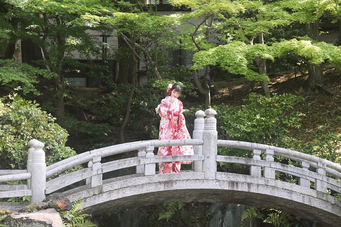 1 Hour Private Photoshoot in Kyoto - Transportation and Entrance Fees