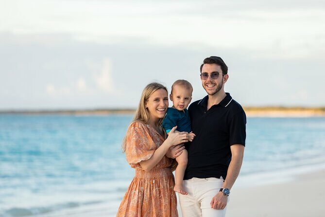 1 Hour Private Professional Portraits in Grace Bay Beach - What to Expect from Your Photoshoot