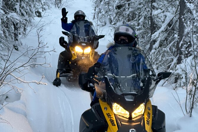 1 Hour Private Snowmobile Adventure in Yellowknife - Included in the Experience