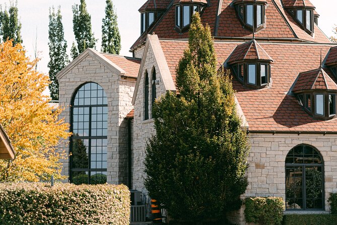1 Hour Private Vineyard Dome Experience in Niagara-on-the-Lake - End Point and Activity Duration