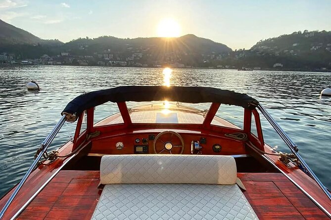 1 Hour Private Wooden Boat Tour on Lake Como 10 Pax - Boat Specifications