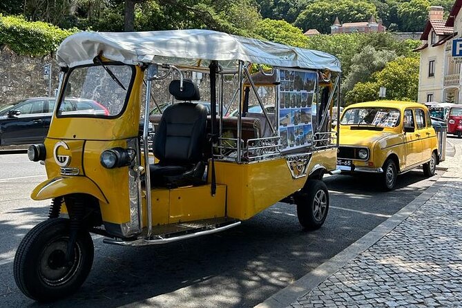 1 Hour Sightseeing Tour in Sintra With Tuktuk - Meeting and End Points