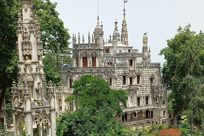 1 Hour Sightseeing Tour in Sintra With Tuktuk - Safety and Insurance