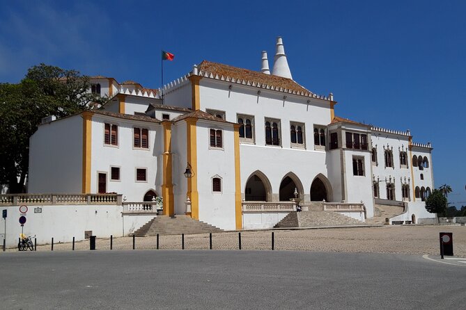 1 Hour Sightseeing Tour in Sintra With Tuktuk - Convenient Transportation and Flexibility