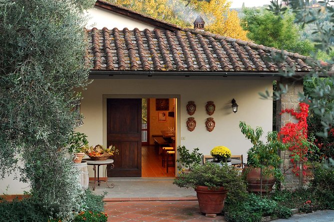 1 Hour Wine Tasting Experience in the Hills of Florence - About Your Stay