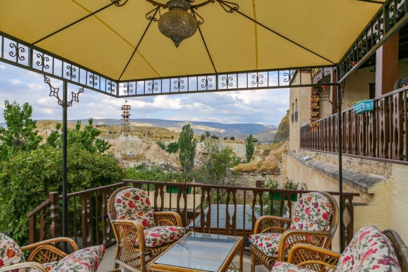 1 Night Accommodation and 1 Day Cappadocia Tour - Key Points