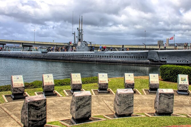 #1 Private Limousine Tour -The USS Arizona & Historic Honolulu - Accessibility