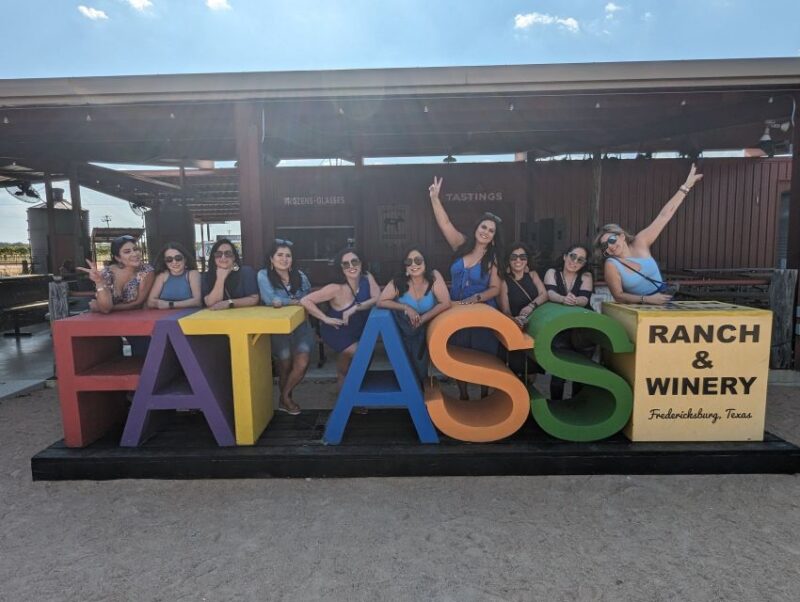 #1 Rated Wine Tour In Fredericksburg Texas - Tour Features and Amenities