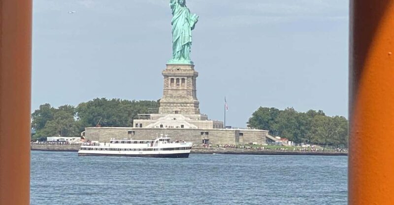 #1 Six Hour Bus Tour and Boat Ride By The Statue of Liberty - Key Points