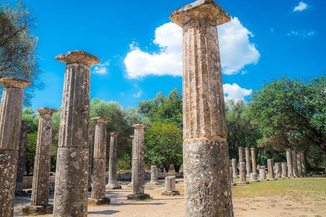 10 Day Group Tour, Mycenae, Delphi, Meteora, Santorini & Mykonos - Accessibility and Group Size