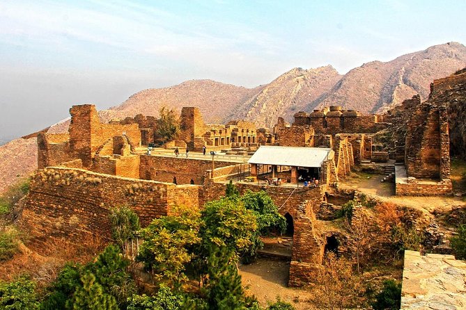 10 Days Chitral Kalash Valley Takht-I-Bahi Taxila Peshawar - Meal Inclusions