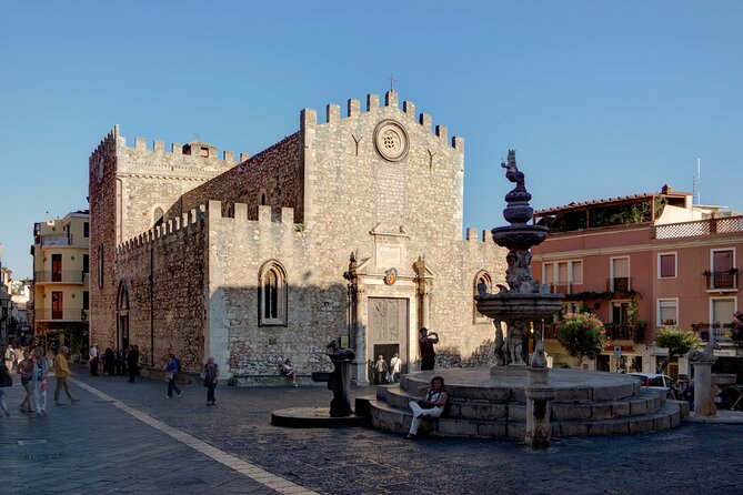 10-Hour Private Tour of Mount Etna and Taormina From Palermo - Questions About Staying Here