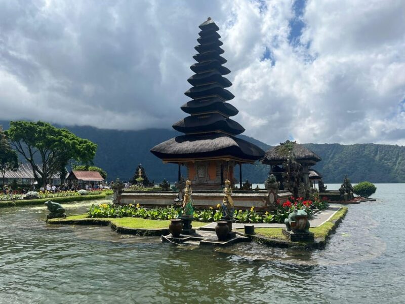 10 Hour West Bali Tour Taman Ayun, Ulun Danu & Tanah Lot - Key Attractions
