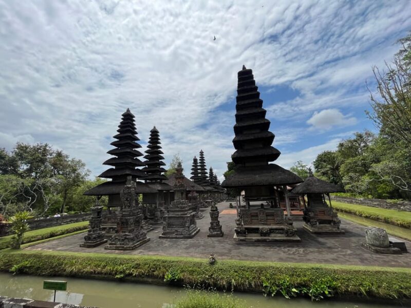 10 Hour West Bali Tour Taman Ayun, Ulun Danu & Tanah Lot - Taman Ayun Temple