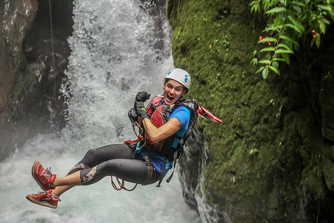 10 in 1 Tour! Zip Lines, Rappels, Tarzan Swing, Waterfalls & More - Guide Expertise and Engagement