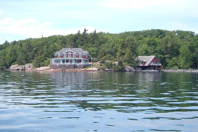 1000 Islands Canada (No Passports Required, Departing From the US - Eel Bay: Navigating the Waterways