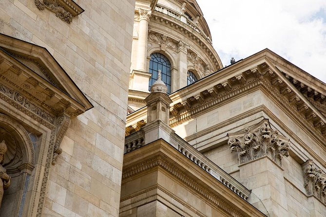 101 Things You Have to See in Budapest - Full Day Tour With Lunch & Dessert - Itinerary Customization Options