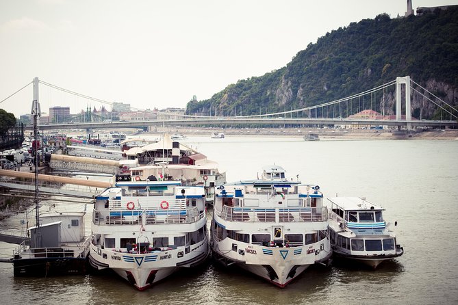 101 Things You Have to See in Budapest - Full Day Tour With Lunch & Dessert - Must-See Landmarks and Hidden Gems
